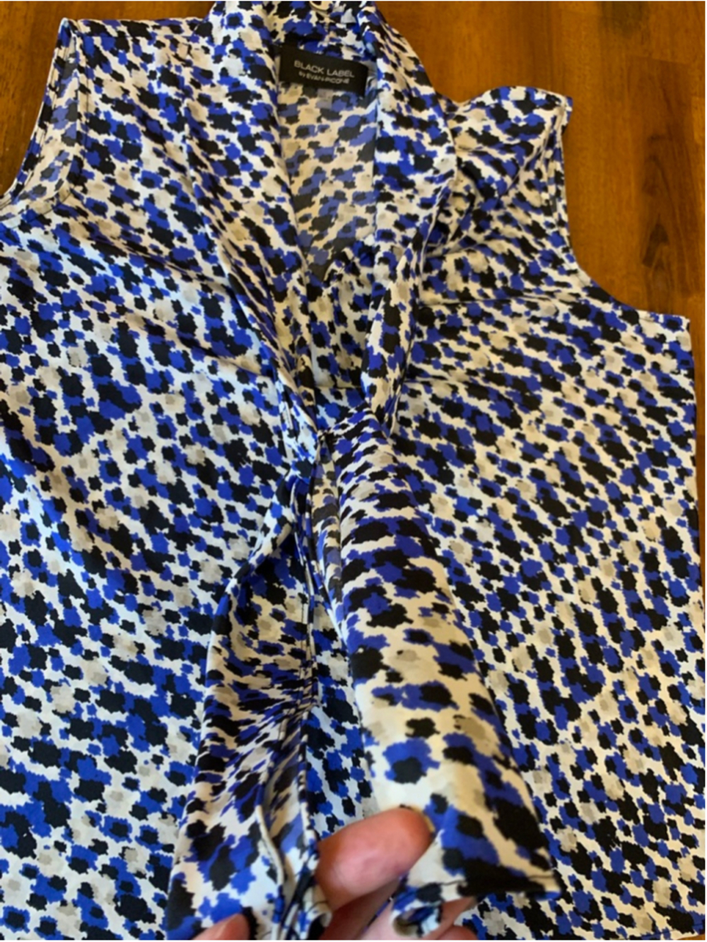Black Label by Evan-Picone Top Large Blue, White, Black Pattern Sleeveless - Picture 6 of 9